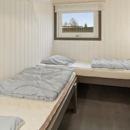 Villavilla 689 - Marielyst, Lollandfalstermon * Bøtø By