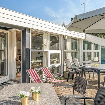 Villavilla 689 - Marielyst, Lollandfalstermon * Bøtø By